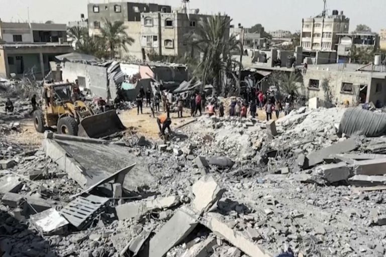 Serangan Israel Tewaskan Puluhan Orang di Gaza Utara Saat Perundingan Gencatan Senjata