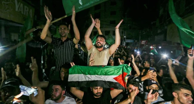 rakyat-palestina-rayakan-kemenangan-atas-israel